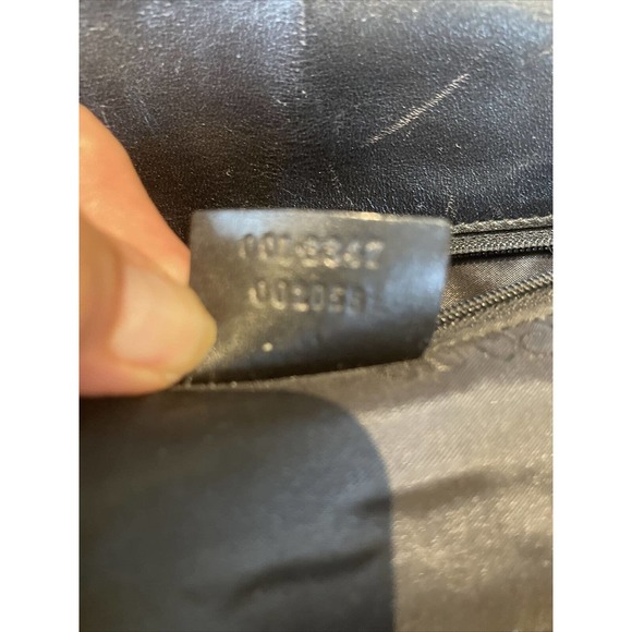 Gucci vintage black leather Shoulder Handbag inside zip pocket 0013347002058 - Picture 9 of 12